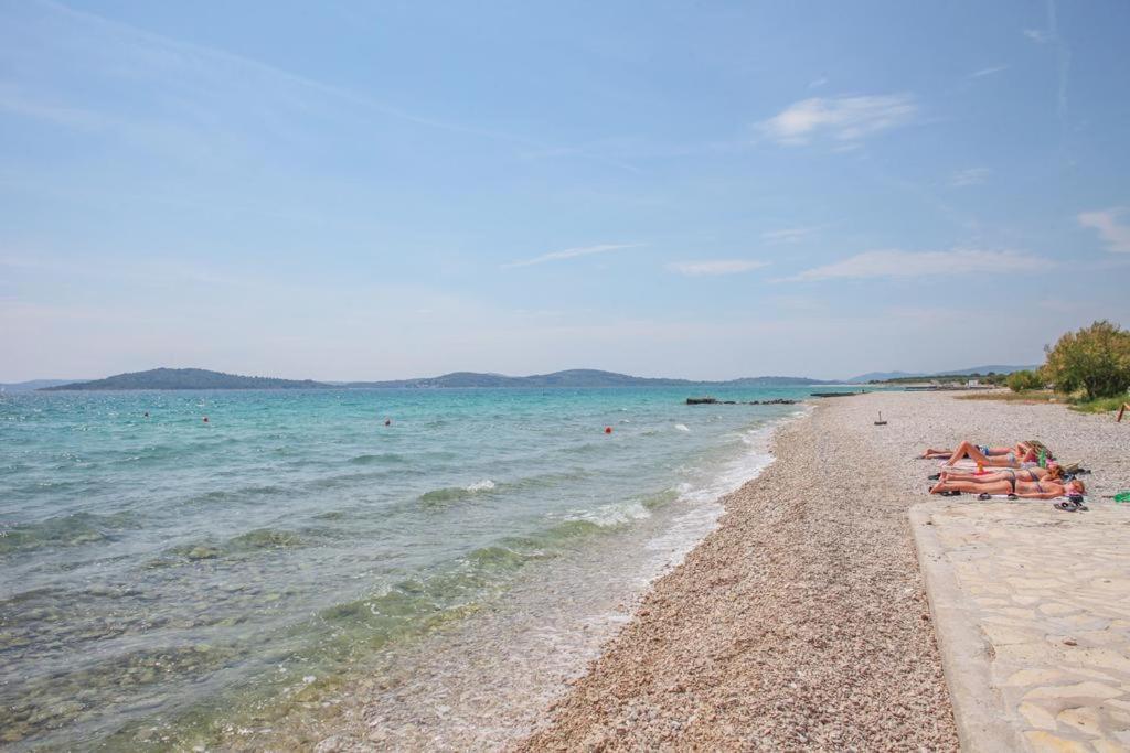 Apartment Tony - 2Bdr Beachfront Jadrija Exterior photo